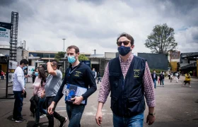 Javi López en la jornada de observación electoral en las elecciones de Corferias, Colombia