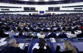 Javi López reclama al Parlamento Europeo que exija un alto el fuego permanente en la Franja de Gaza