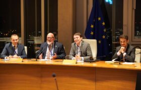 Javi López visita la sede del Parlamento Europeo en Luxemburgo